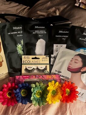 JMsolution Sheet Mask Bundle with Ardell EcoLashes, and Colorful Flower Clips